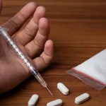 افسانه ها و واقعیت ها درباره مصرف شیشه در زنان آنچه باید بدانید